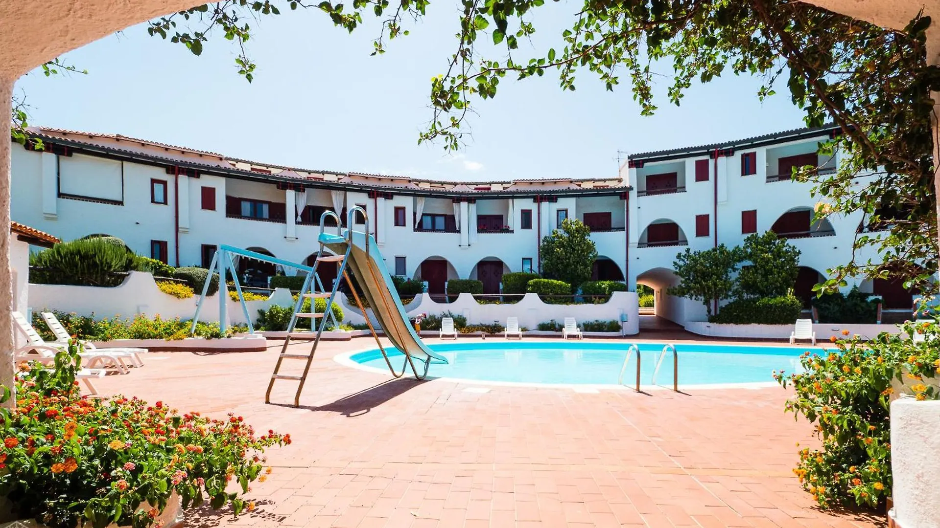 Prázdninový dům La Rotonda Cottages - Klodge Cala Bitta Itálie